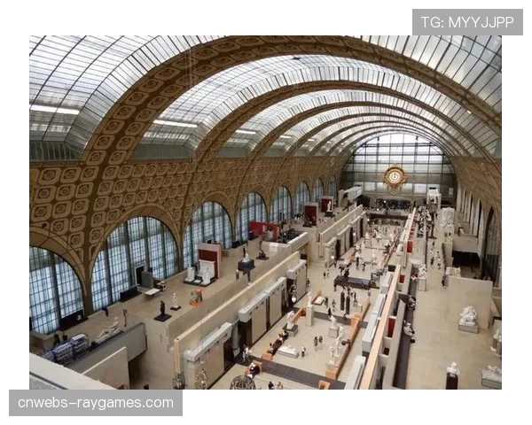 法国足球博物馆三月访客量创新高,青少年参观团占比显著提升